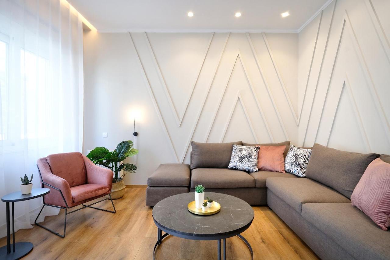 The Flirty Athens Apartment Exterior photo